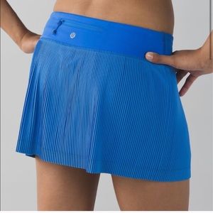 LULULEMON Pleat to Street Skirt Size 4 Blue